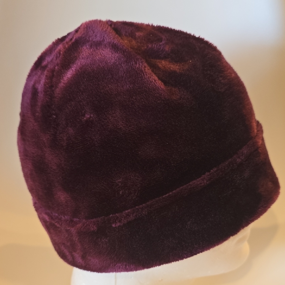 32 Degrees Plush Purple/Burgundy  Women's Hat - Picture 4 of 7